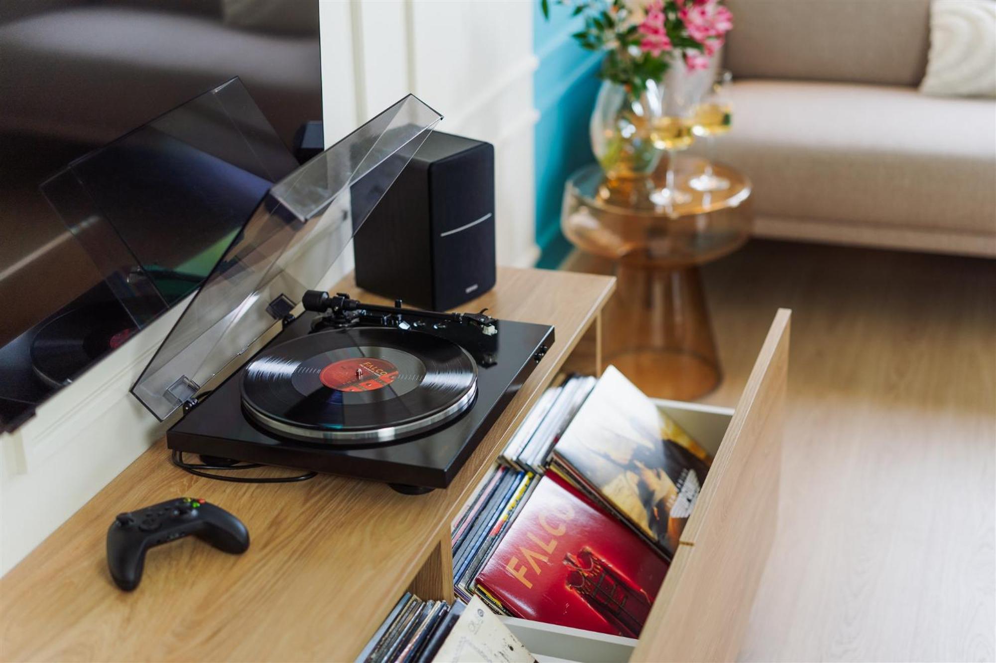 Good Vibe Studio Near Metro - Garage, Air-Conditioning, Vinyl Player 프라하 외부 사진